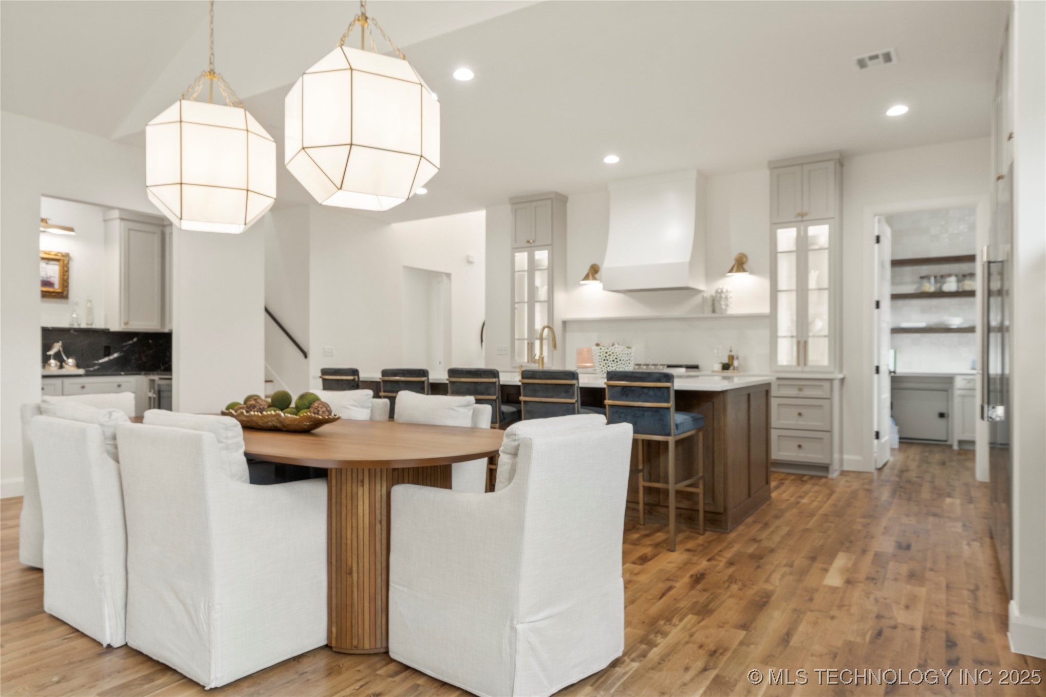 3917 S Madison Avenue