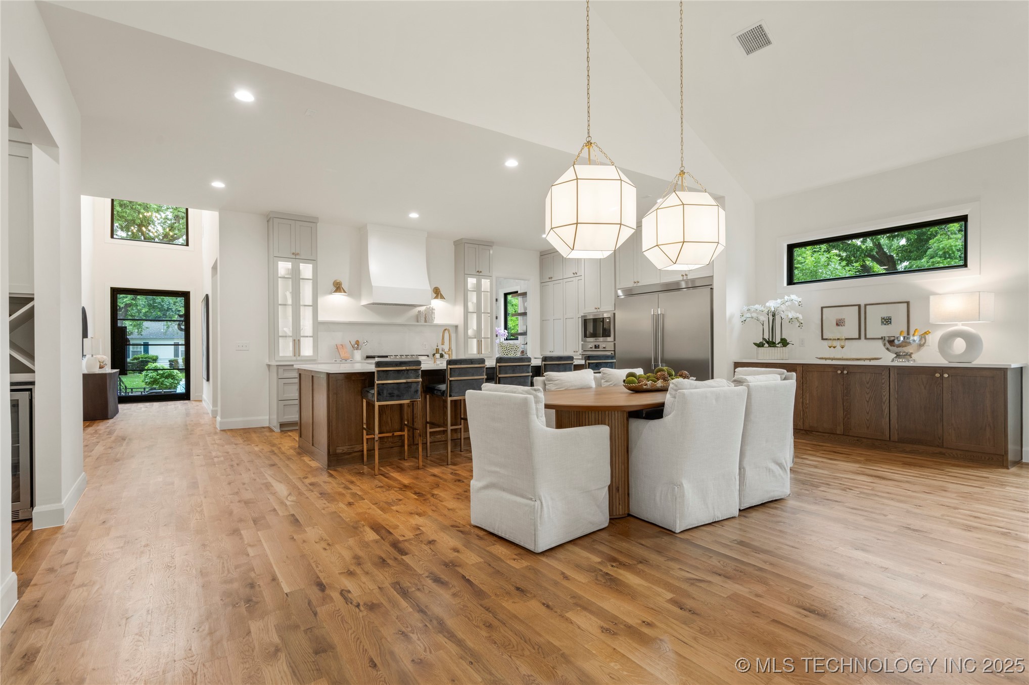 3917 S Madison Avenue