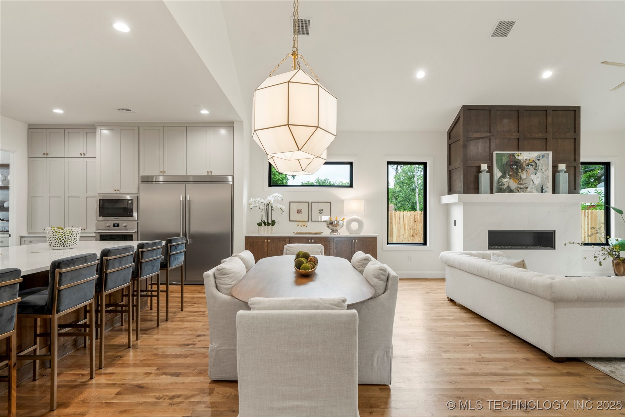 3917 S Madison Avenue