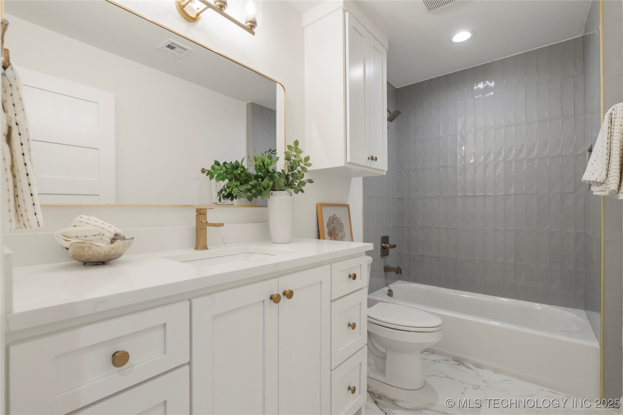 3917 S Madison Avenue