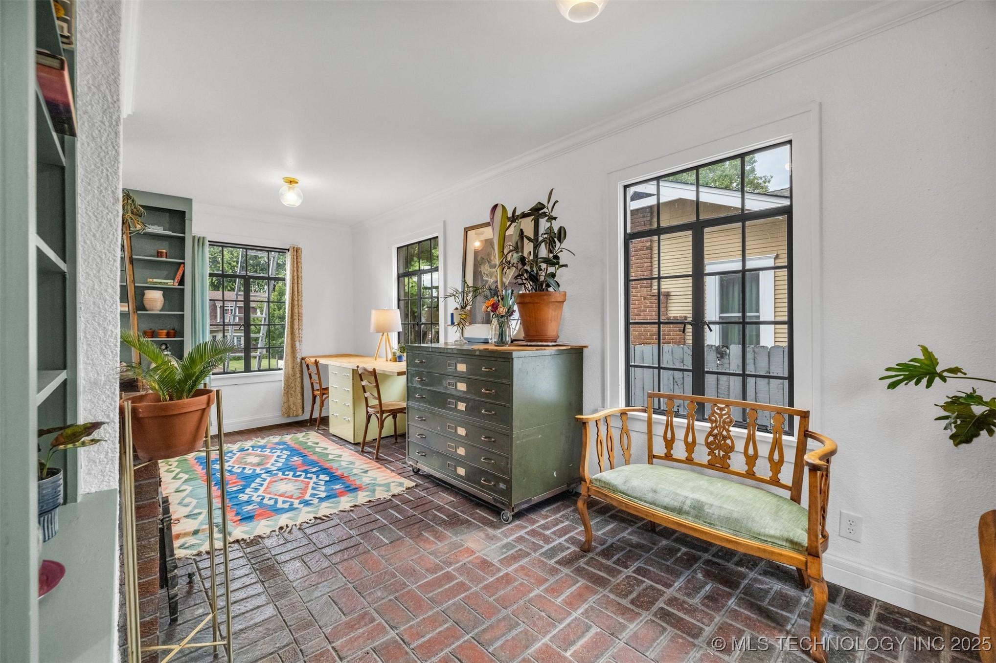 1517 S Owasso Avenue