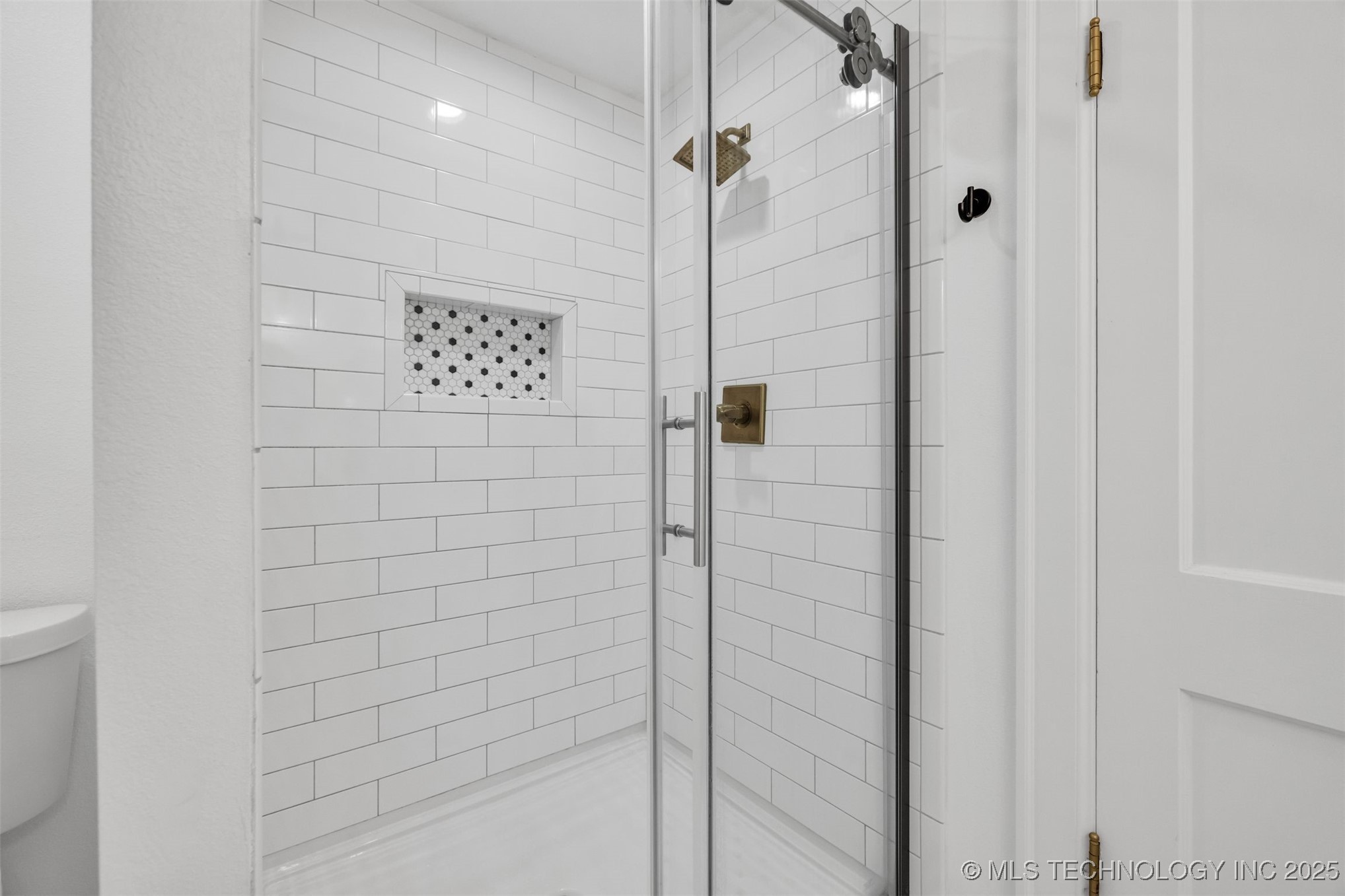 1517 S Owasso Avenue