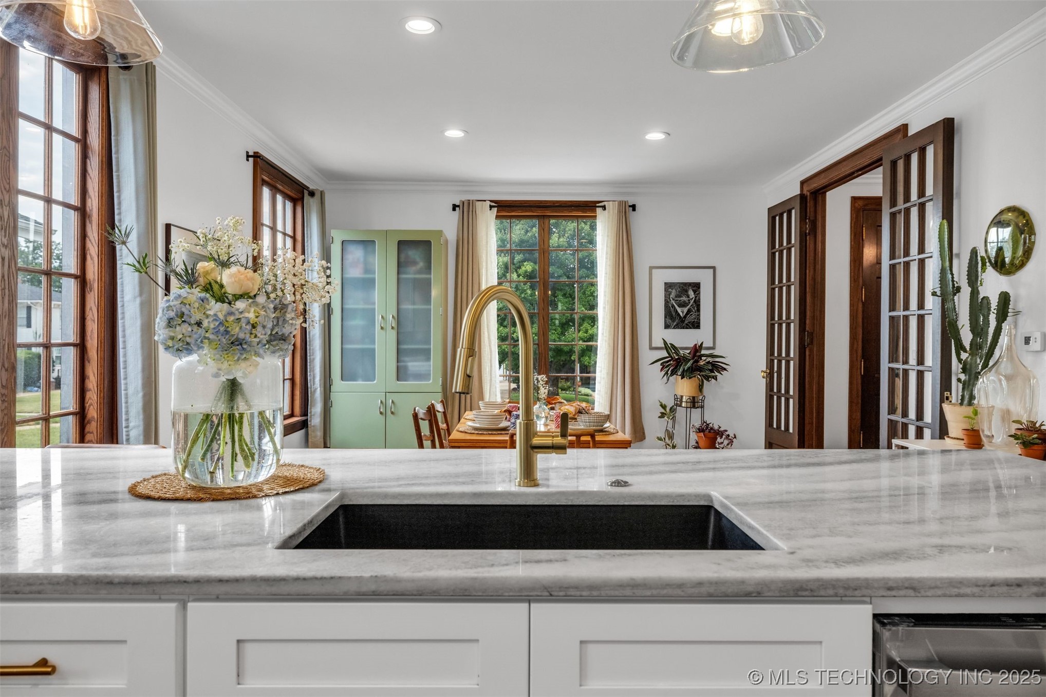 1517 S Owasso Avenue