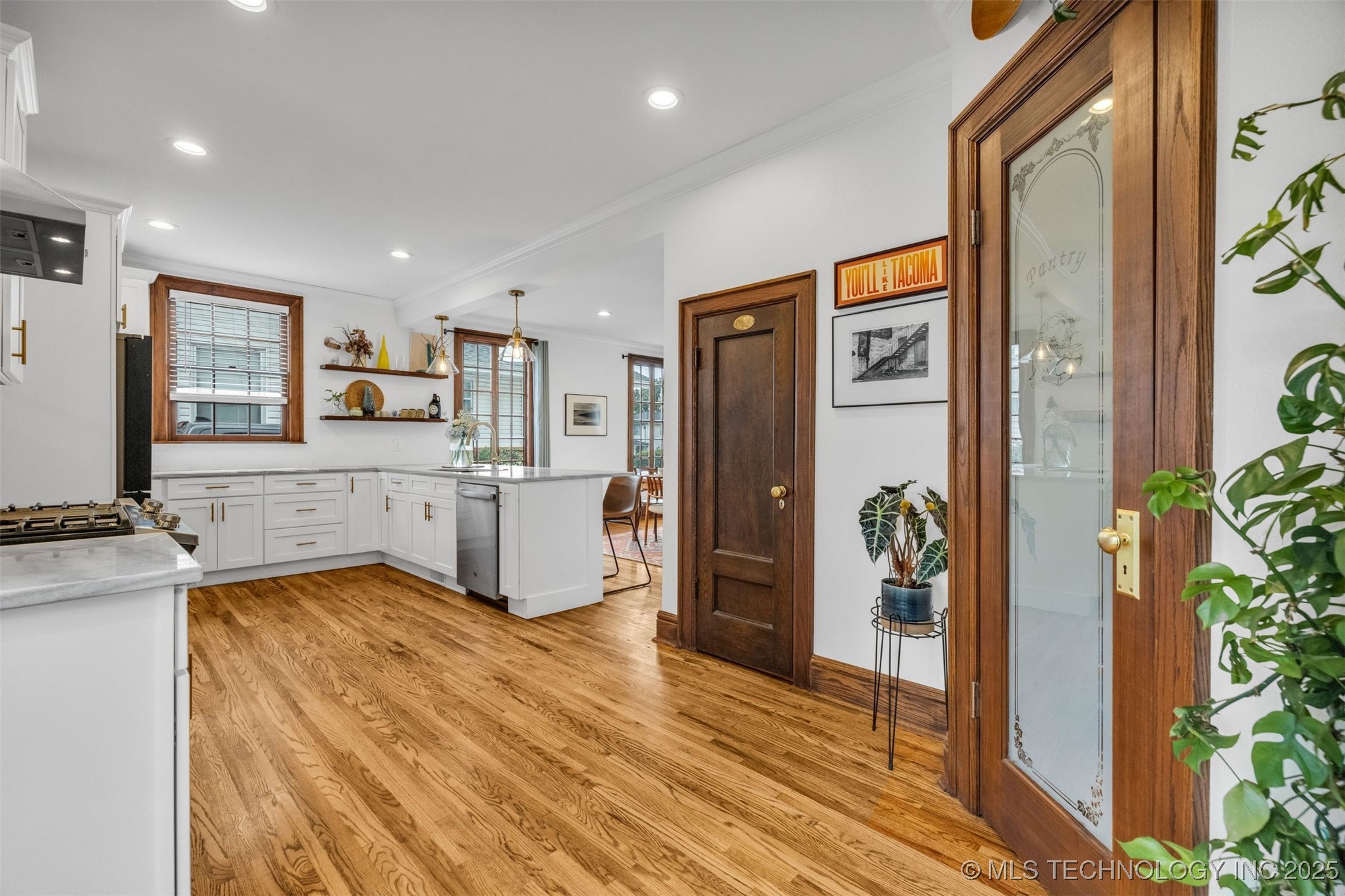 1517 S Owasso Avenue