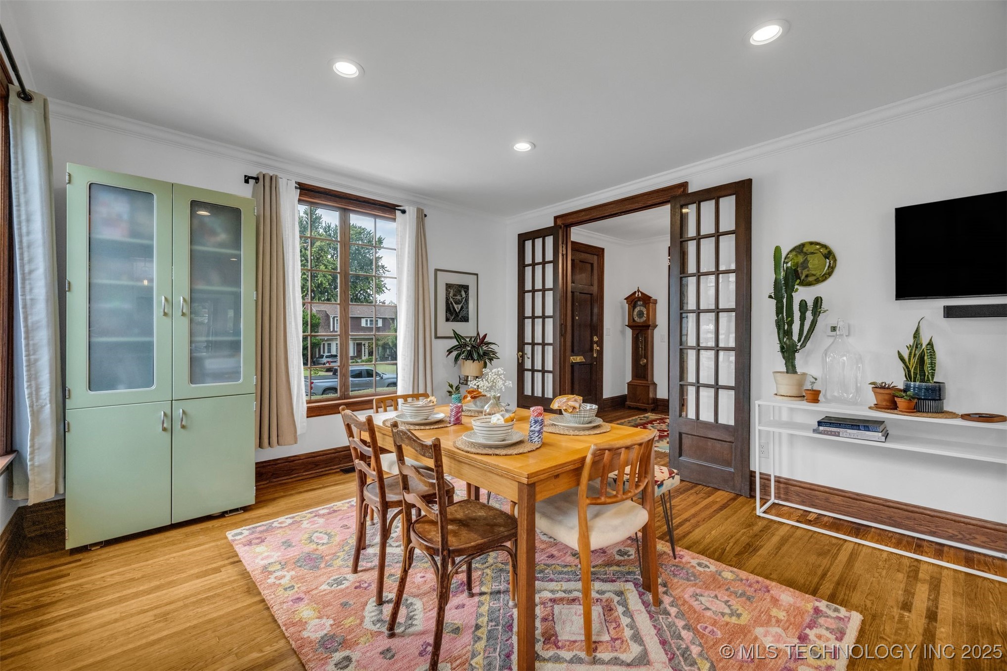 1517 S Owasso Avenue