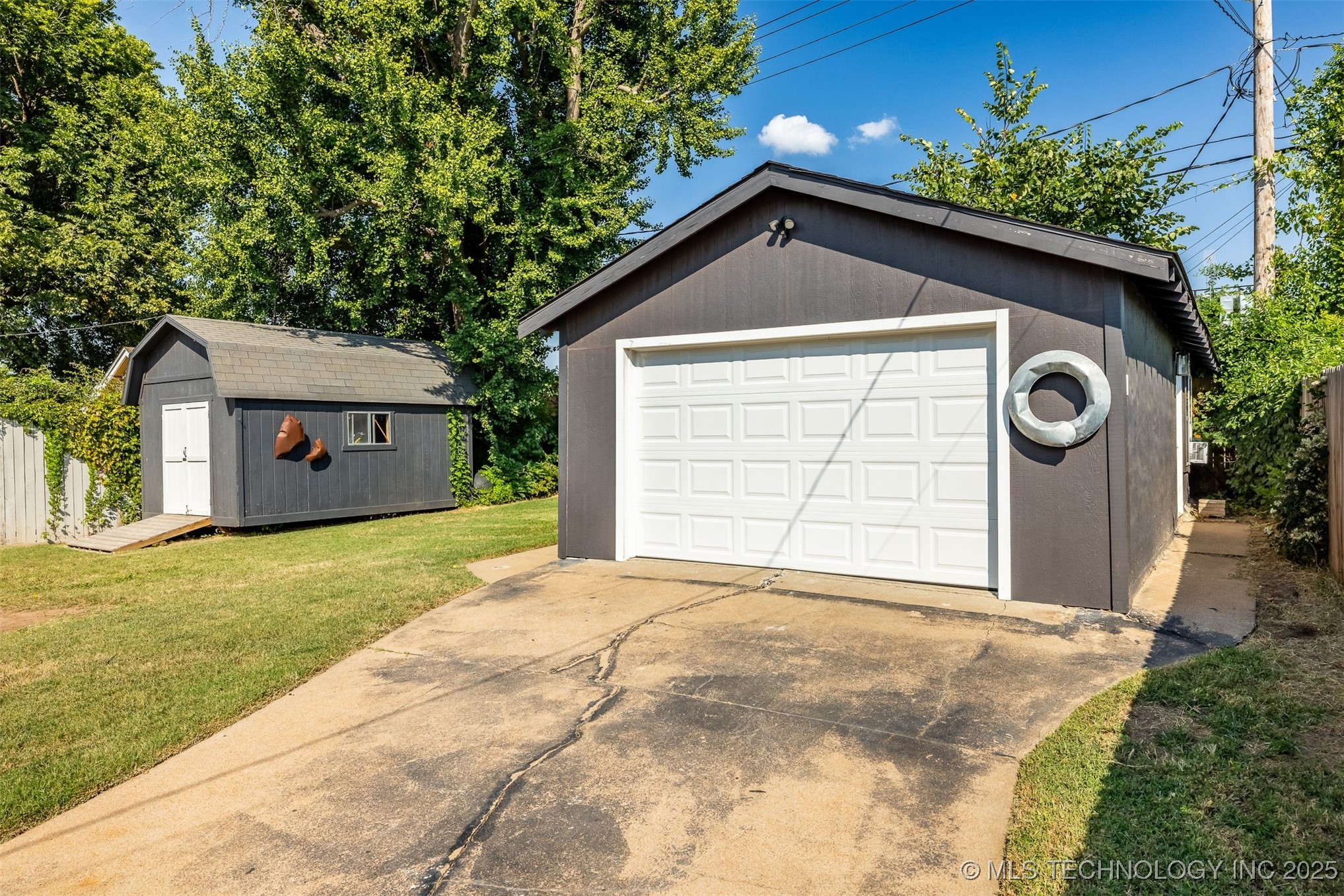 1517 S Owasso Avenue