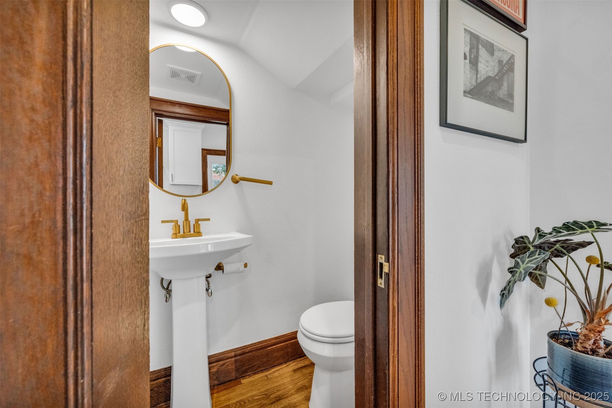 1517 S Owasso Avenue