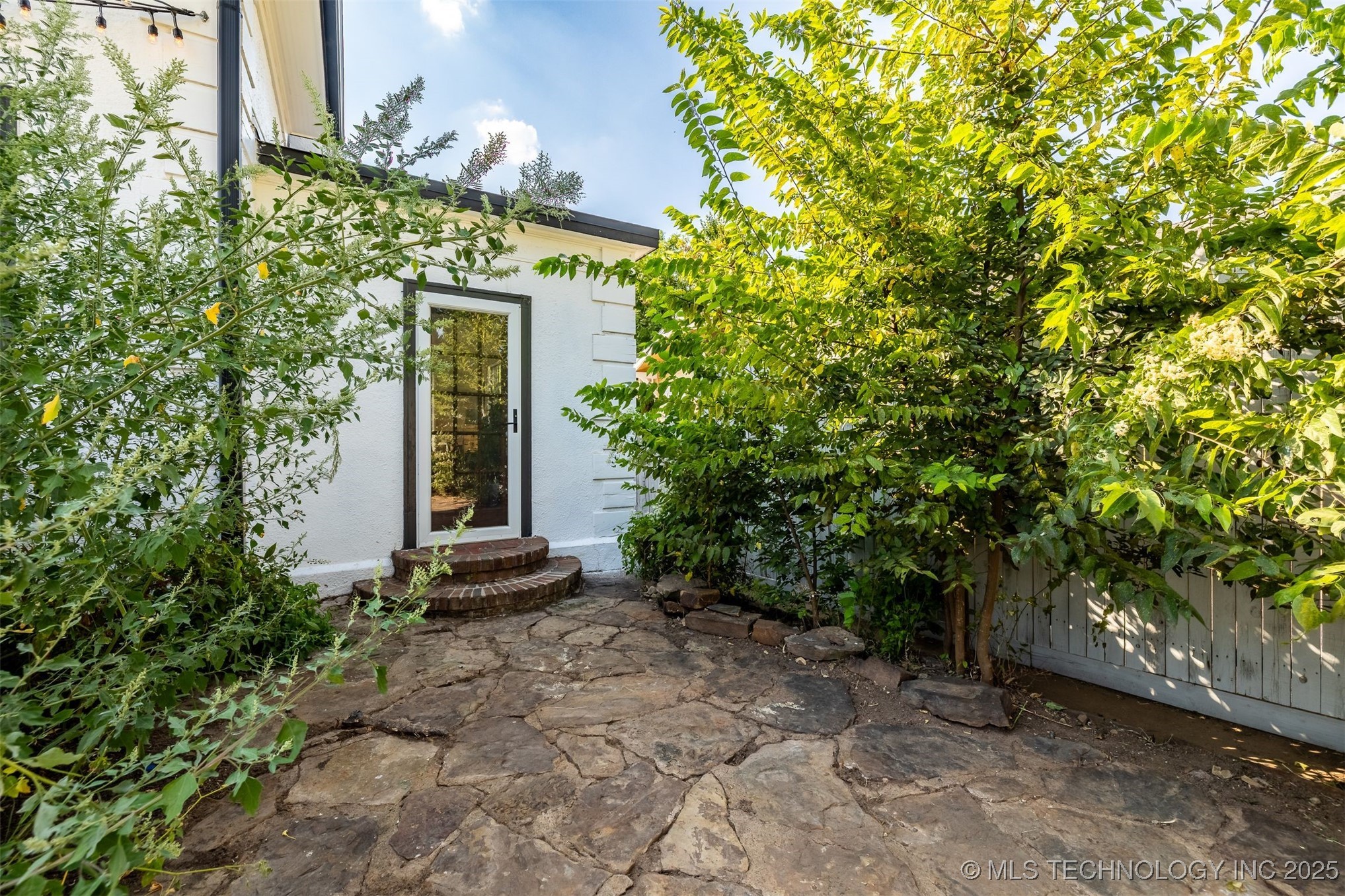 1517 S Owasso Avenue