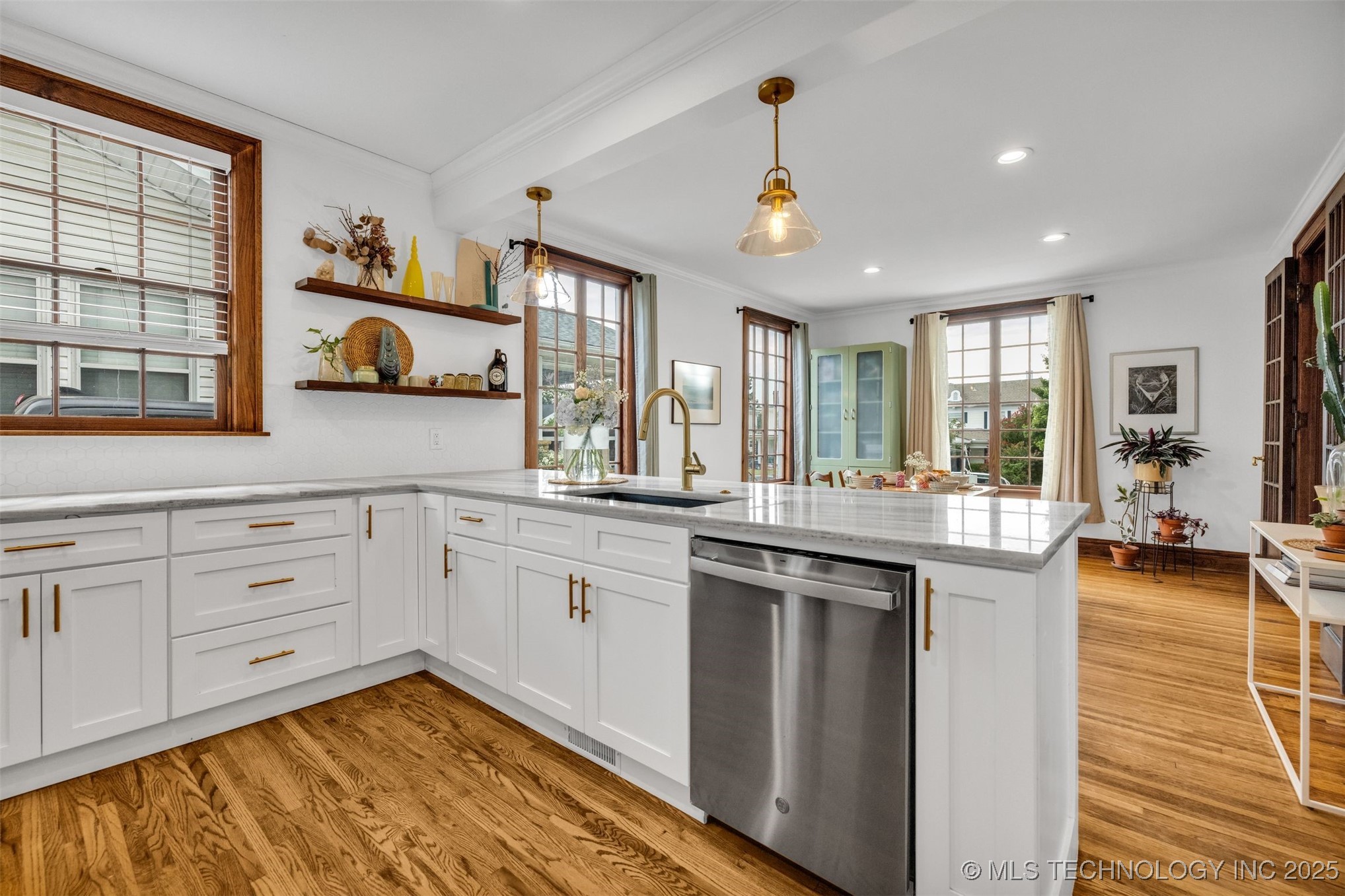 1517 S Owasso Avenue