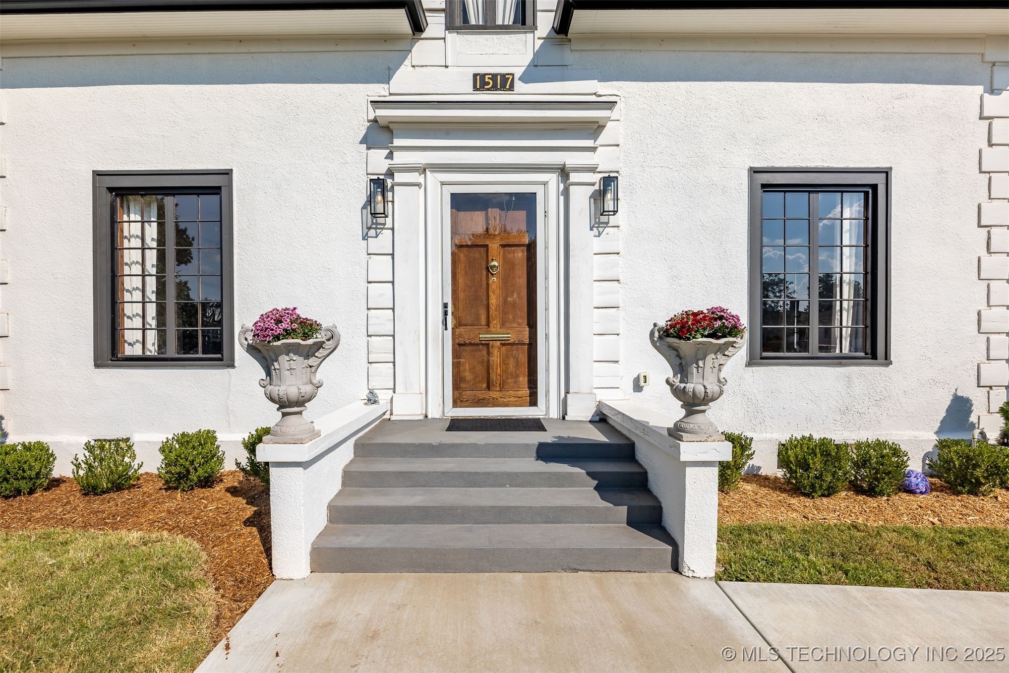 1517 S Owasso Avenue