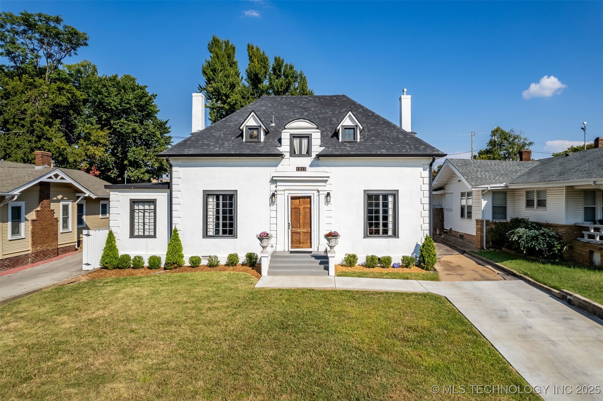 1517 S Owasso Avenue