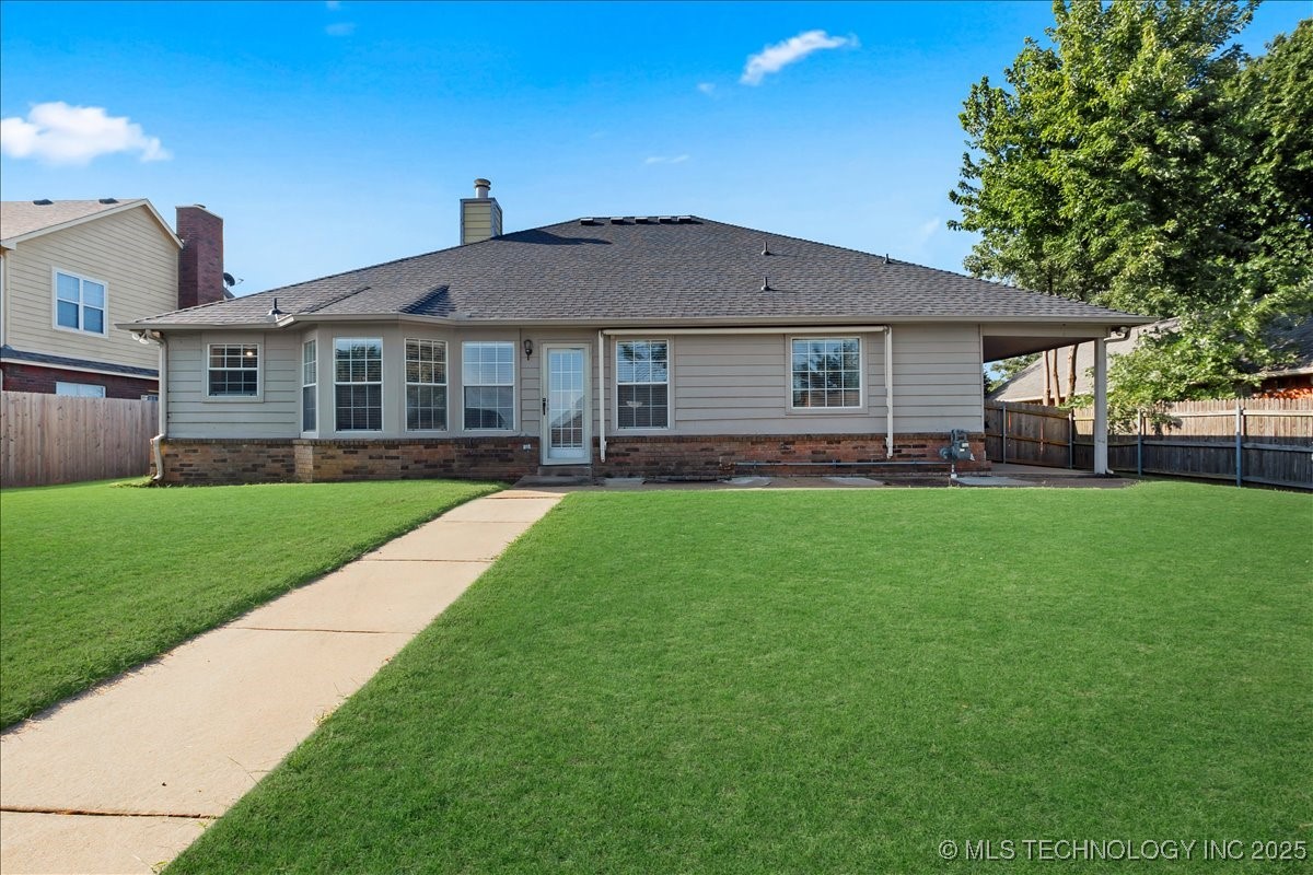 8500 E Madison Street