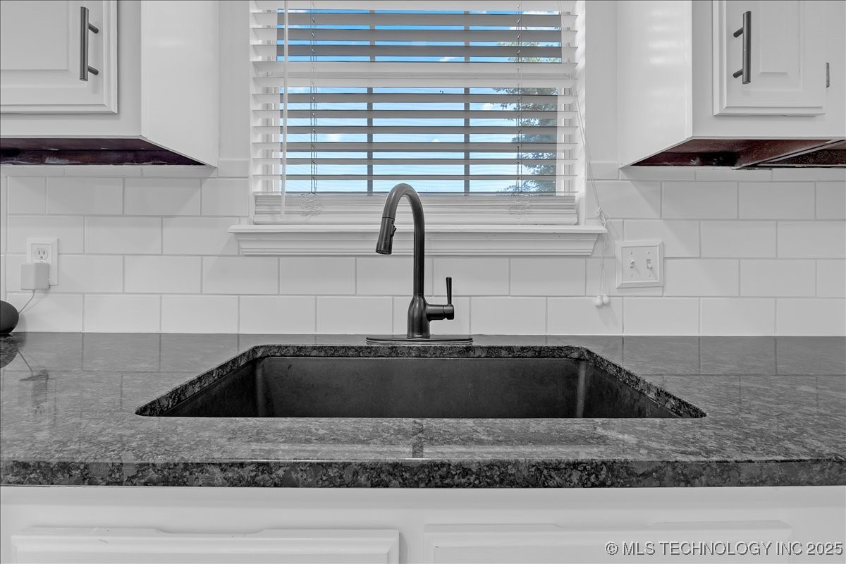 8500 E Madison Street