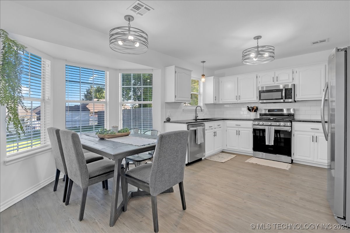 8500 E Madison Street