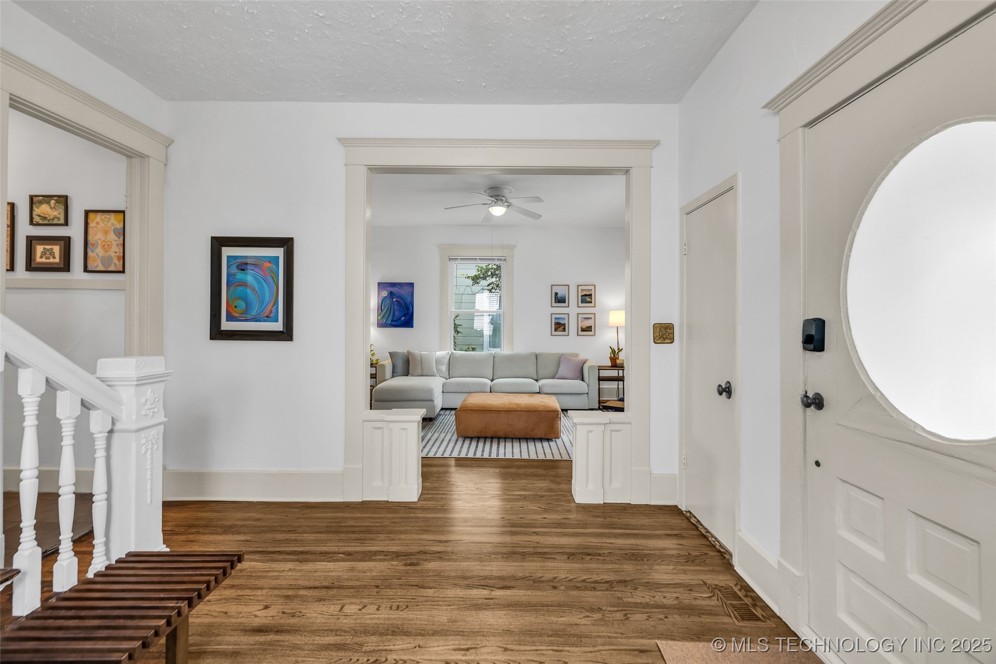 1343 S Florence Avenue