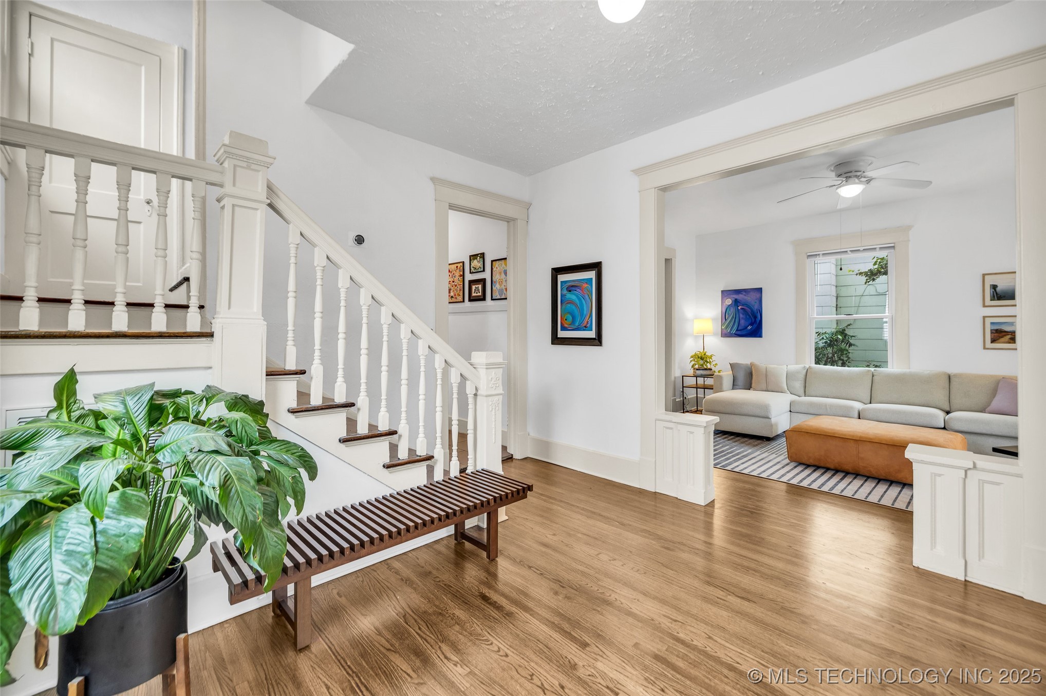 1343 S Florence Avenue