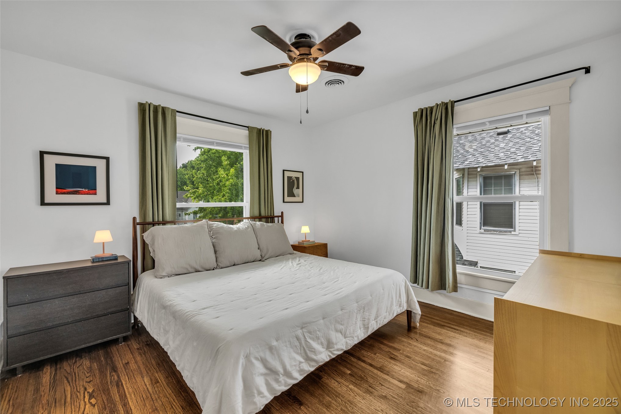 1343 S Florence Avenue