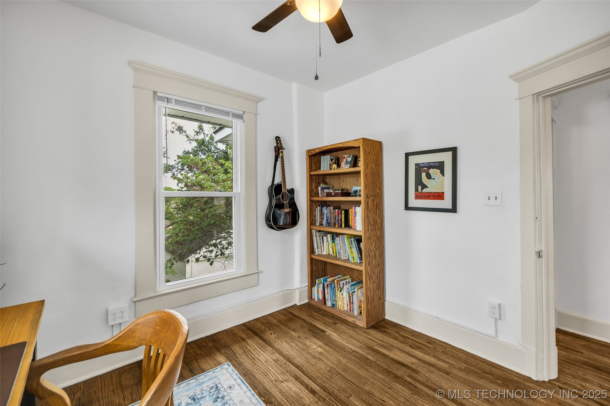 1343 S Florence Avenue