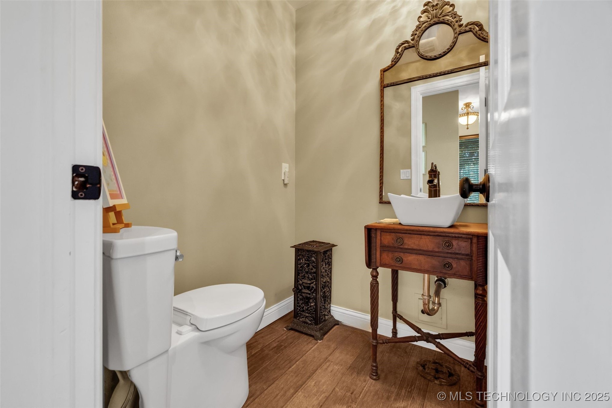 50 E Woodward Boulevard 1/100