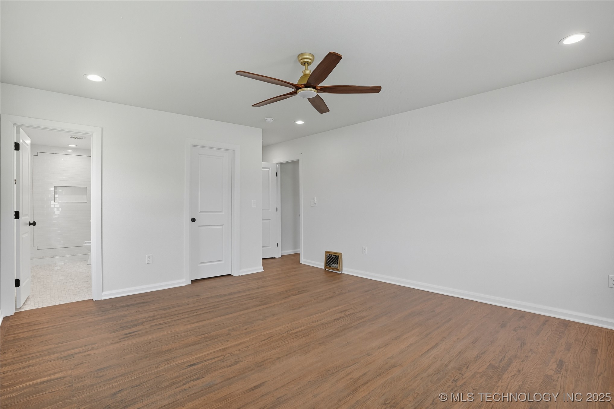 1737 S Zunis Avenue