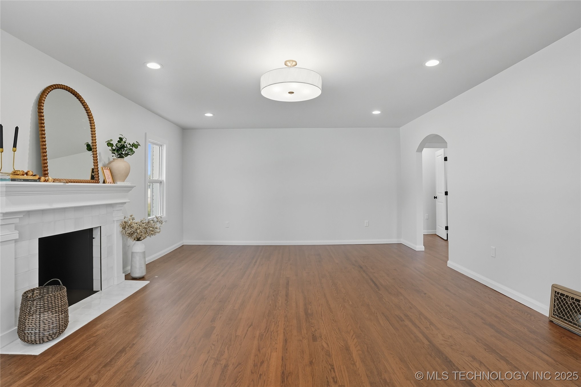 1737 S Zunis Avenue