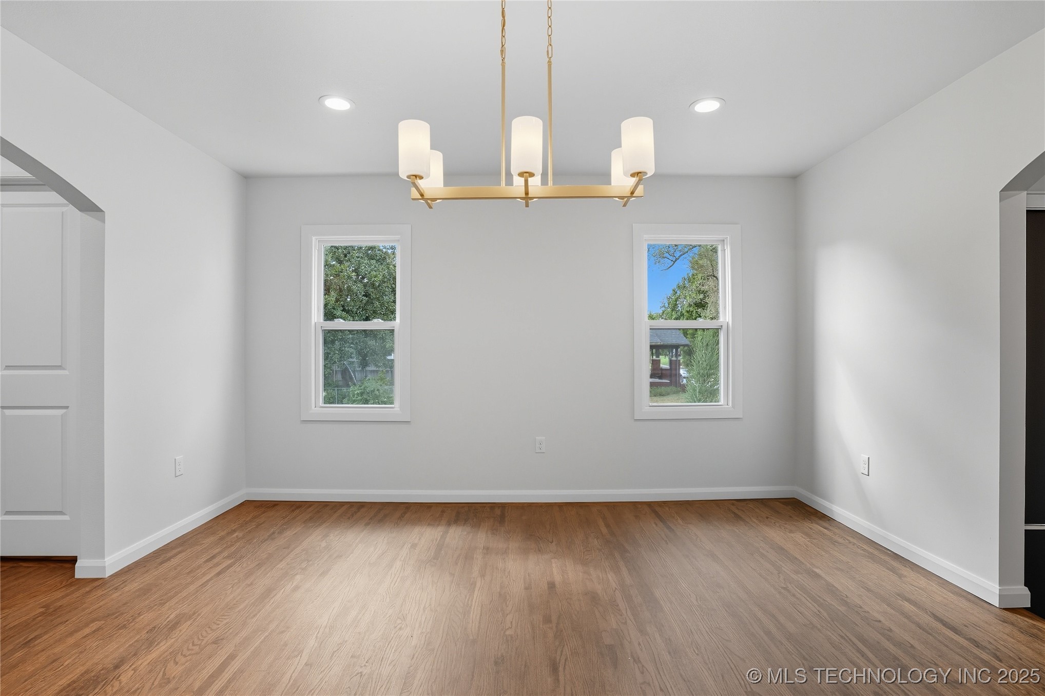 1737 S Zunis Avenue