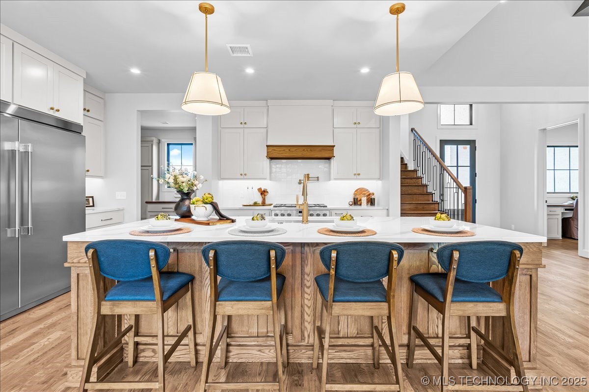 6334 N Dogwood Trail