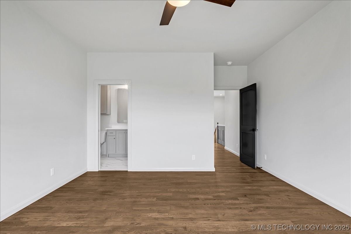 6334 N Dogwood Trail