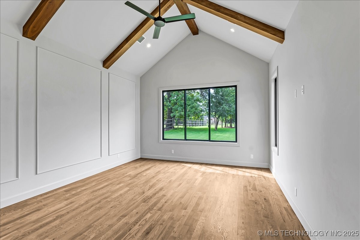 6334 N Dogwood Trail