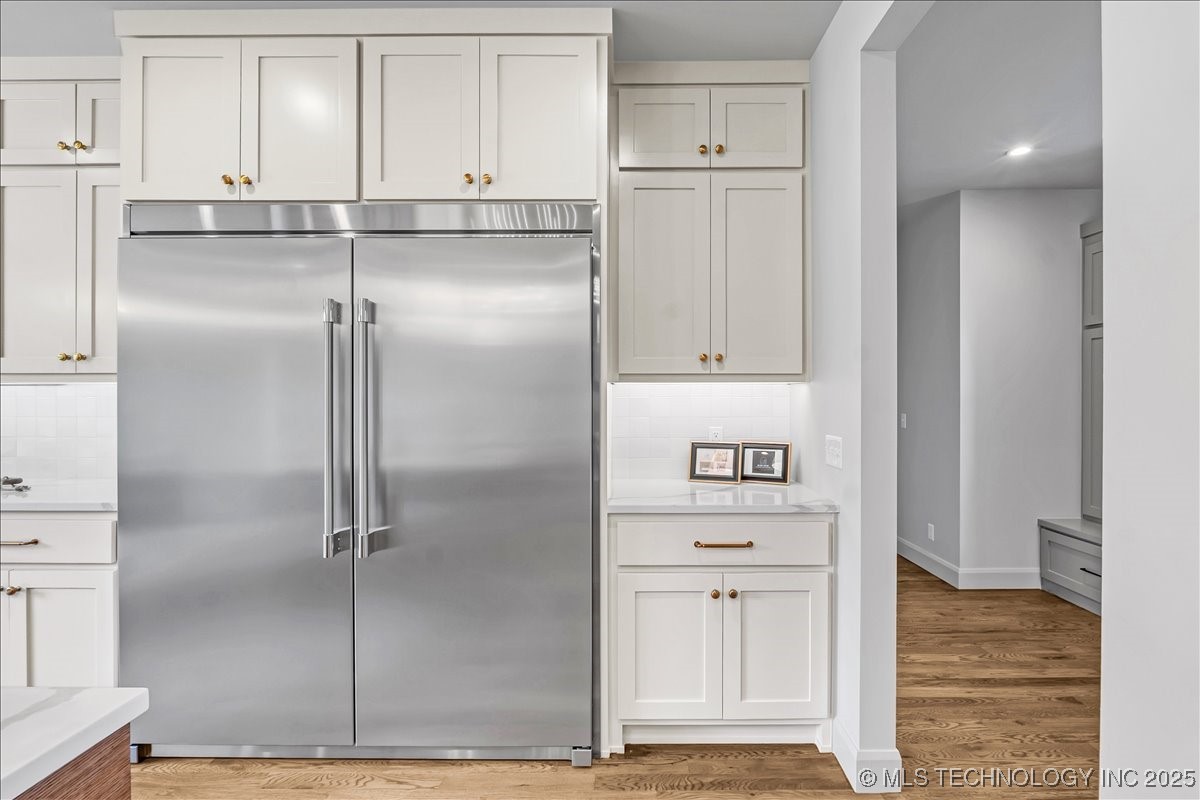 6334 N Dogwood Trail