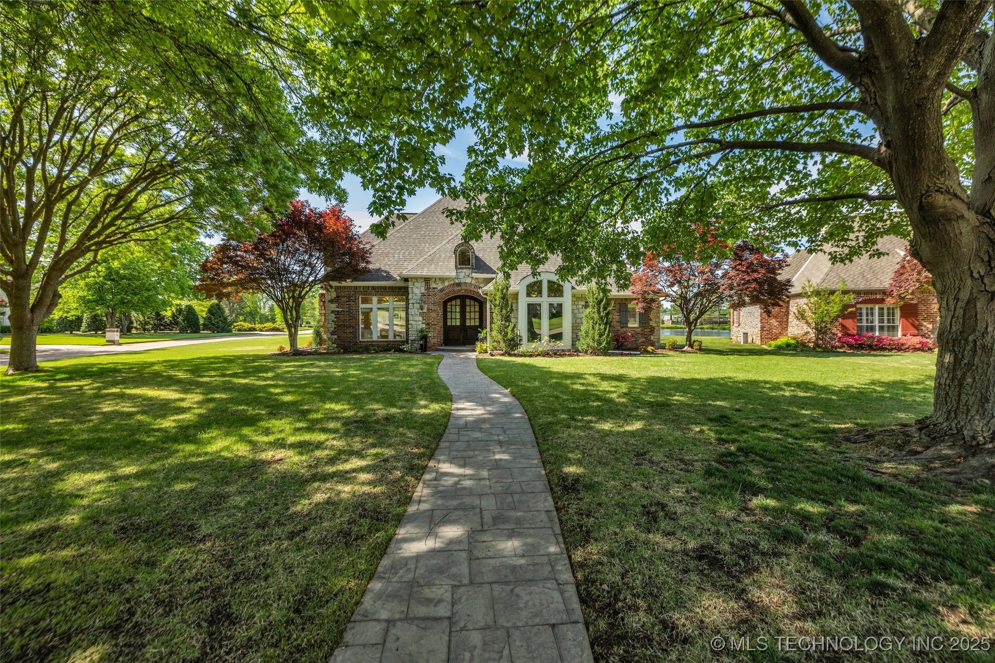 11938 S Canton Avenue