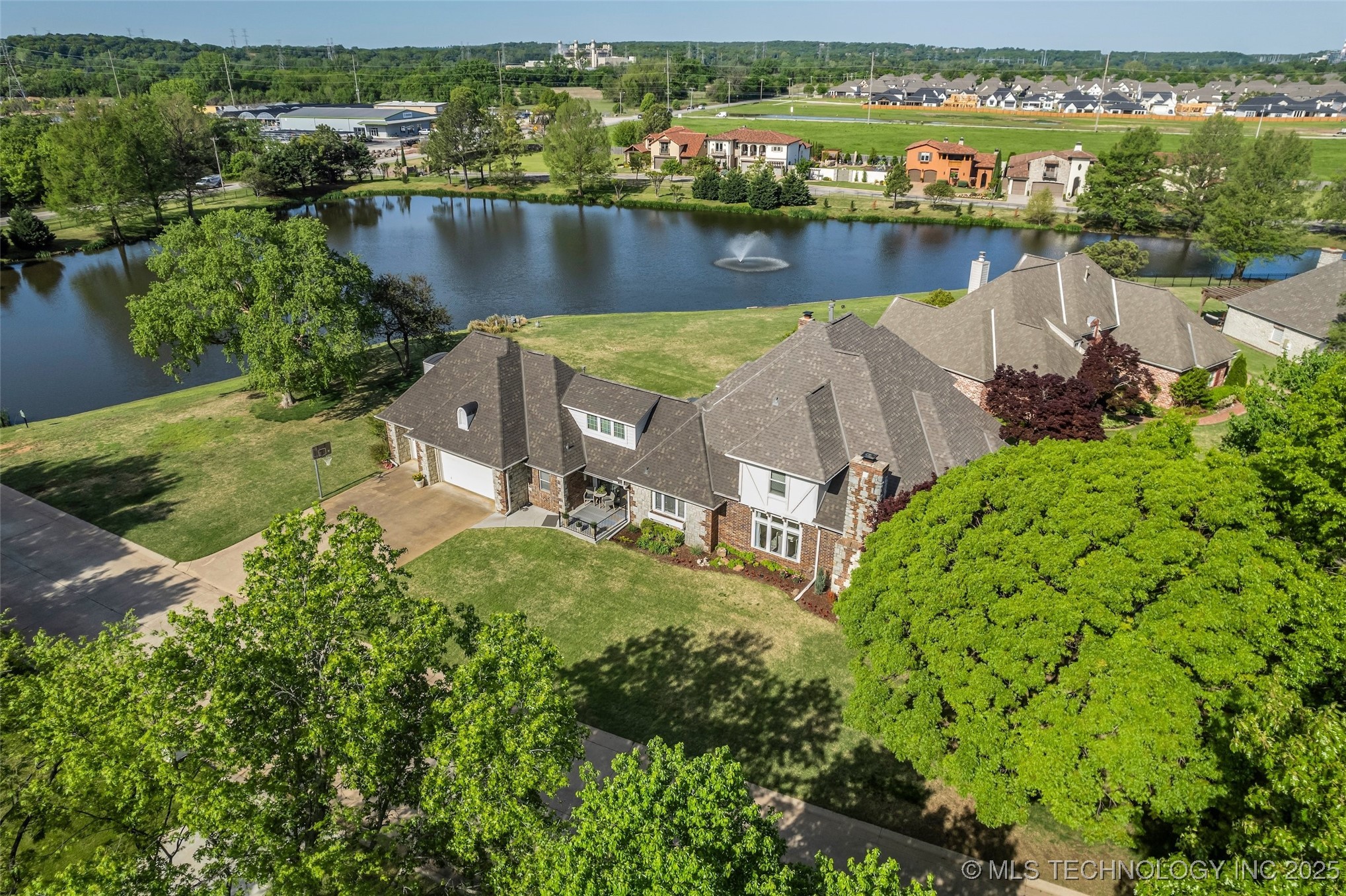 11938 S Canton Avenue