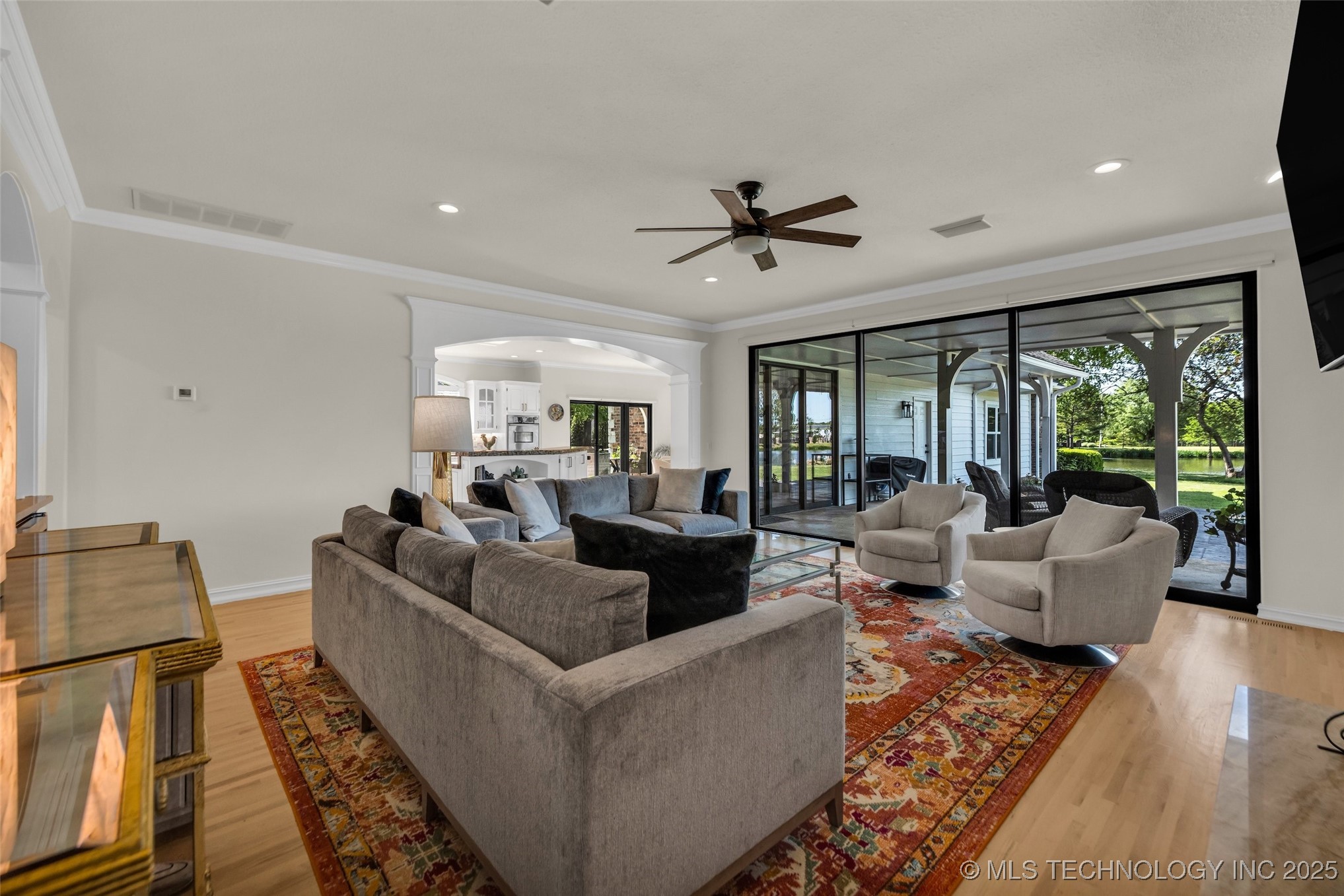 11938 S Canton Avenue