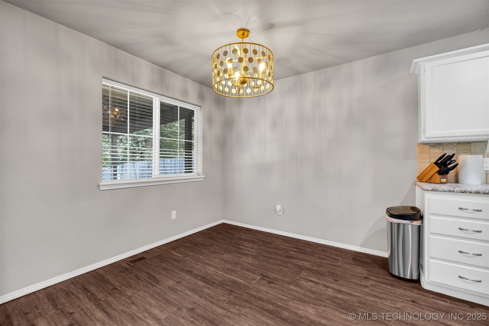 1416 N Juniper Place