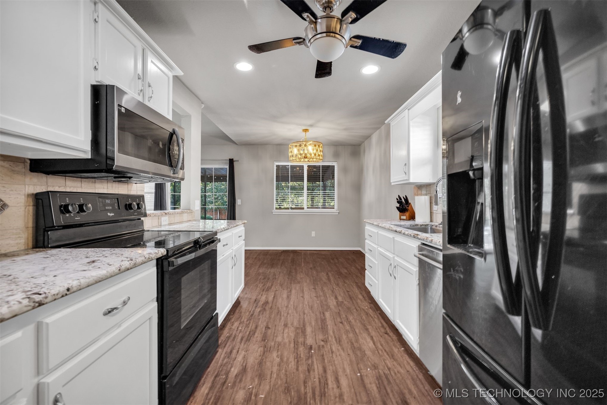 1416 N Juniper Place