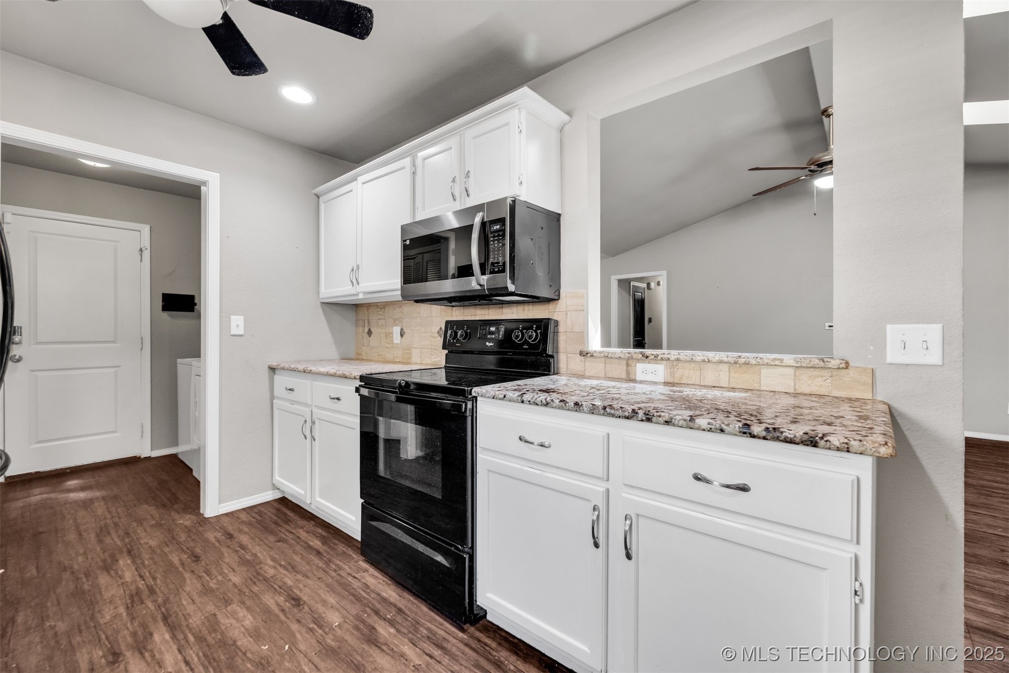 1416 N Juniper Place