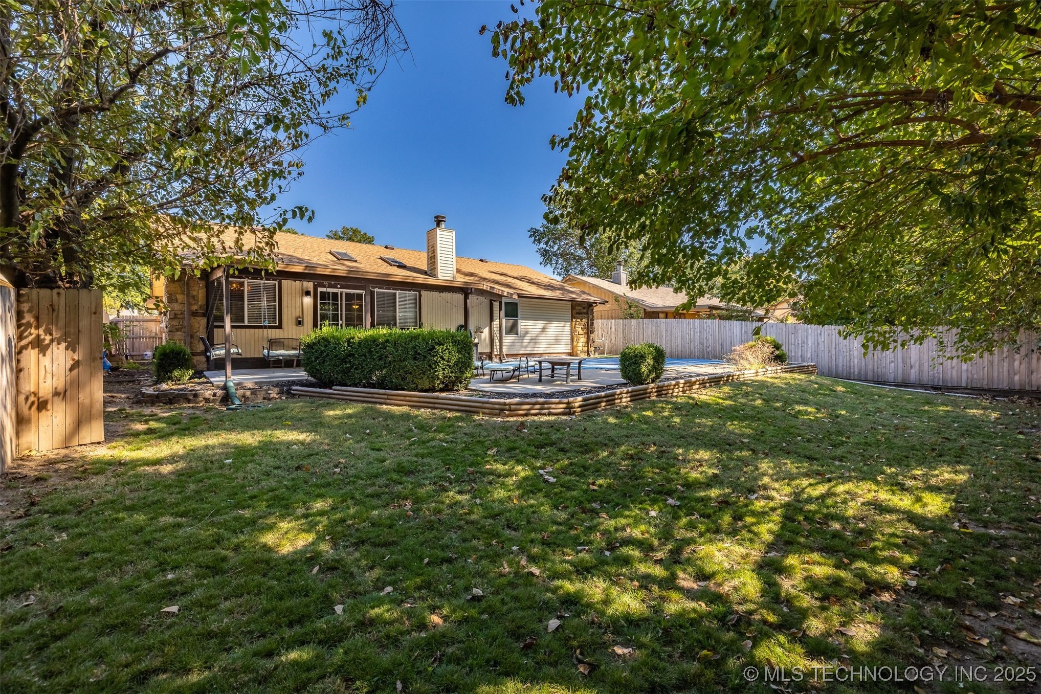 1416 N Juniper Place