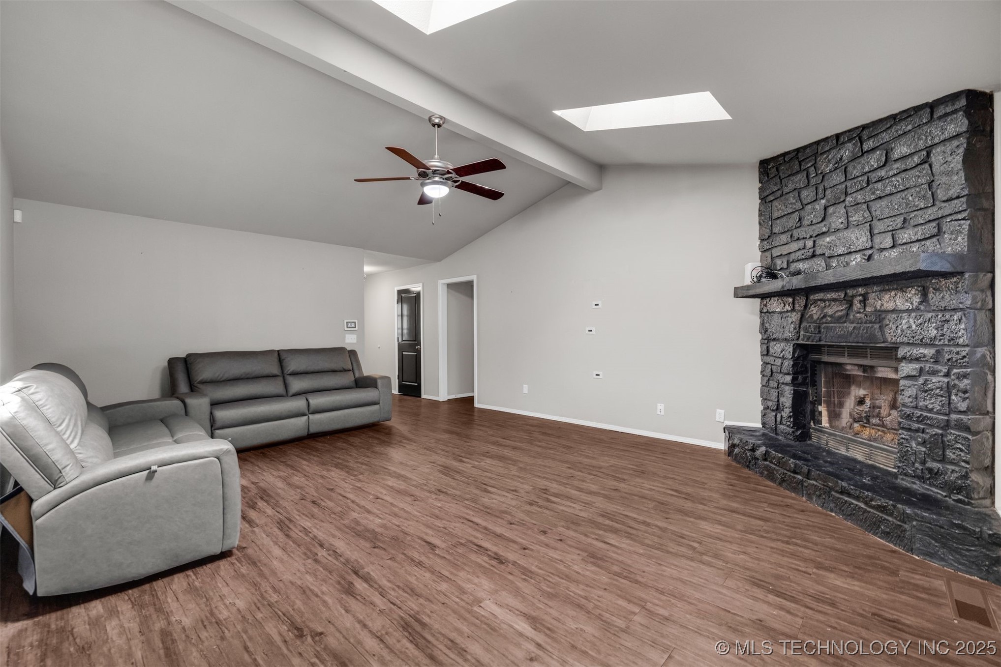 1416 N Juniper Place