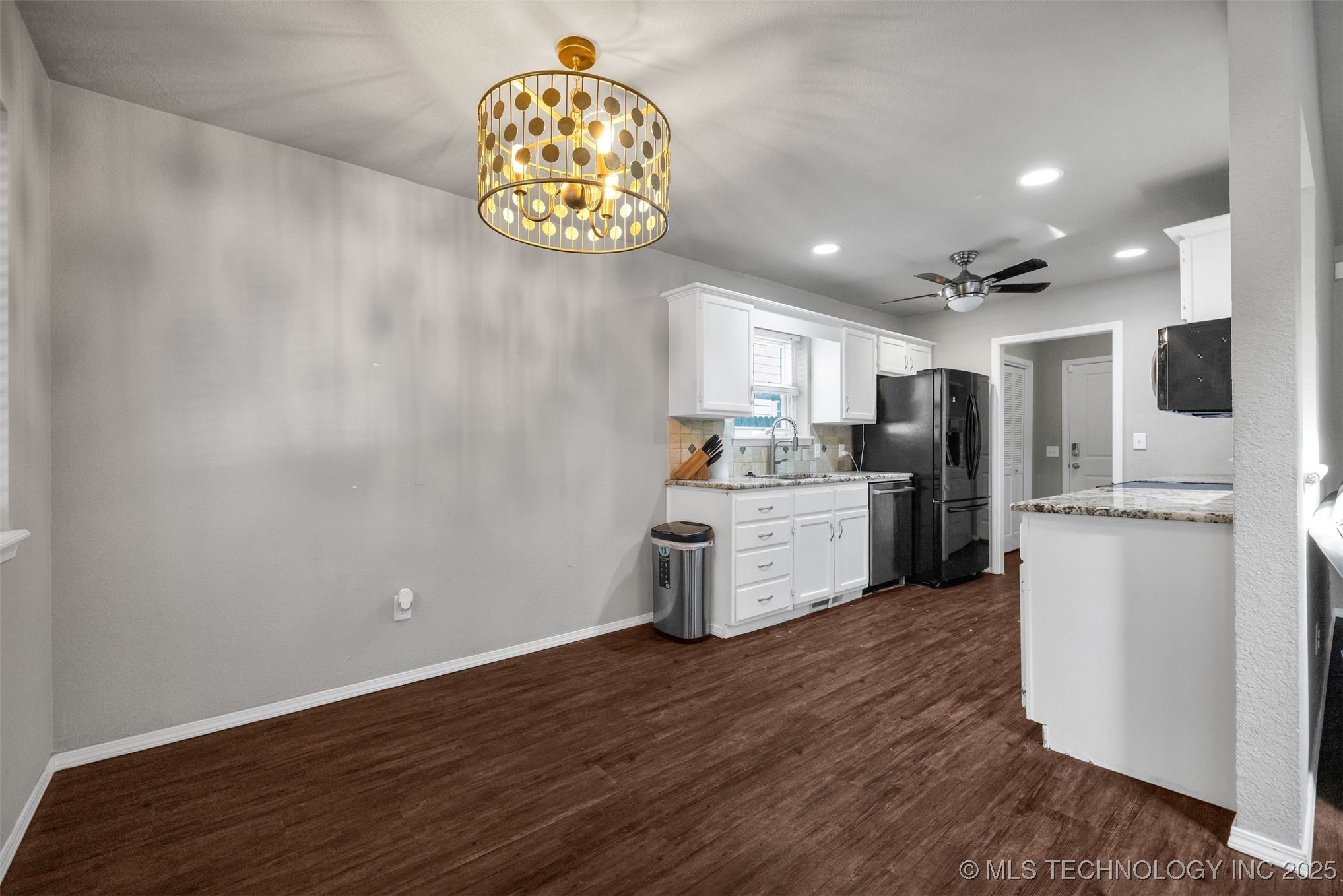 1416 N Juniper Place