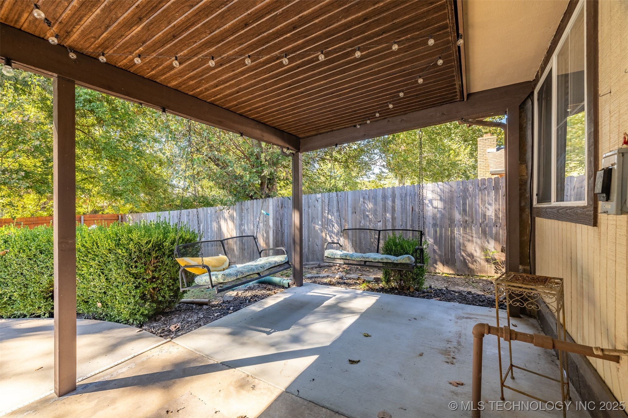 1416 N Juniper Place