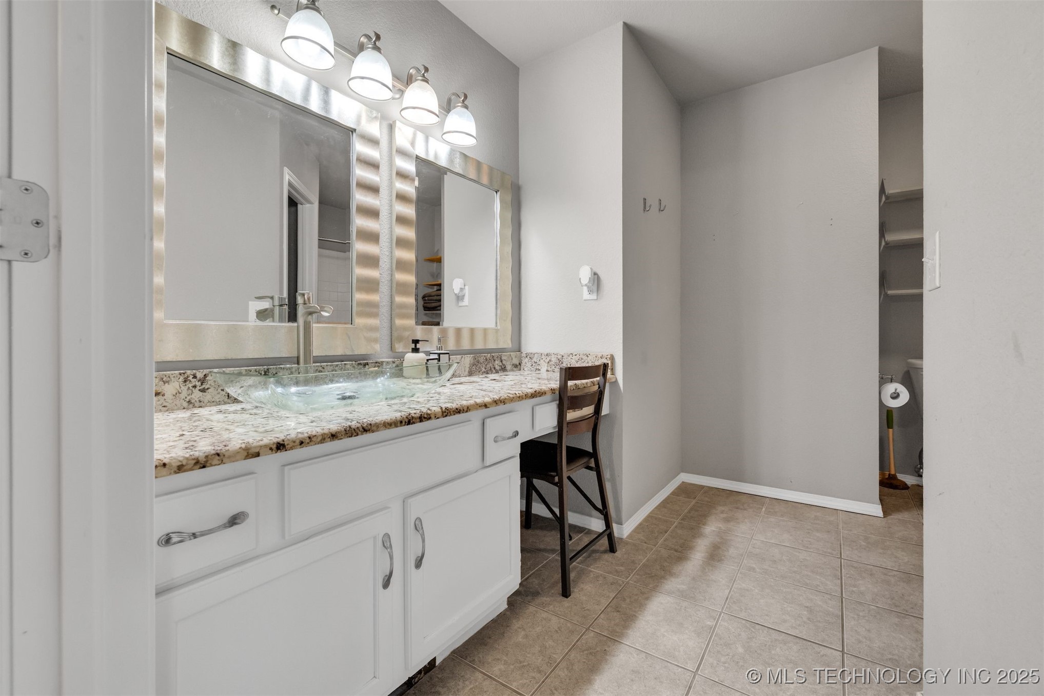 1416 N Juniper Place