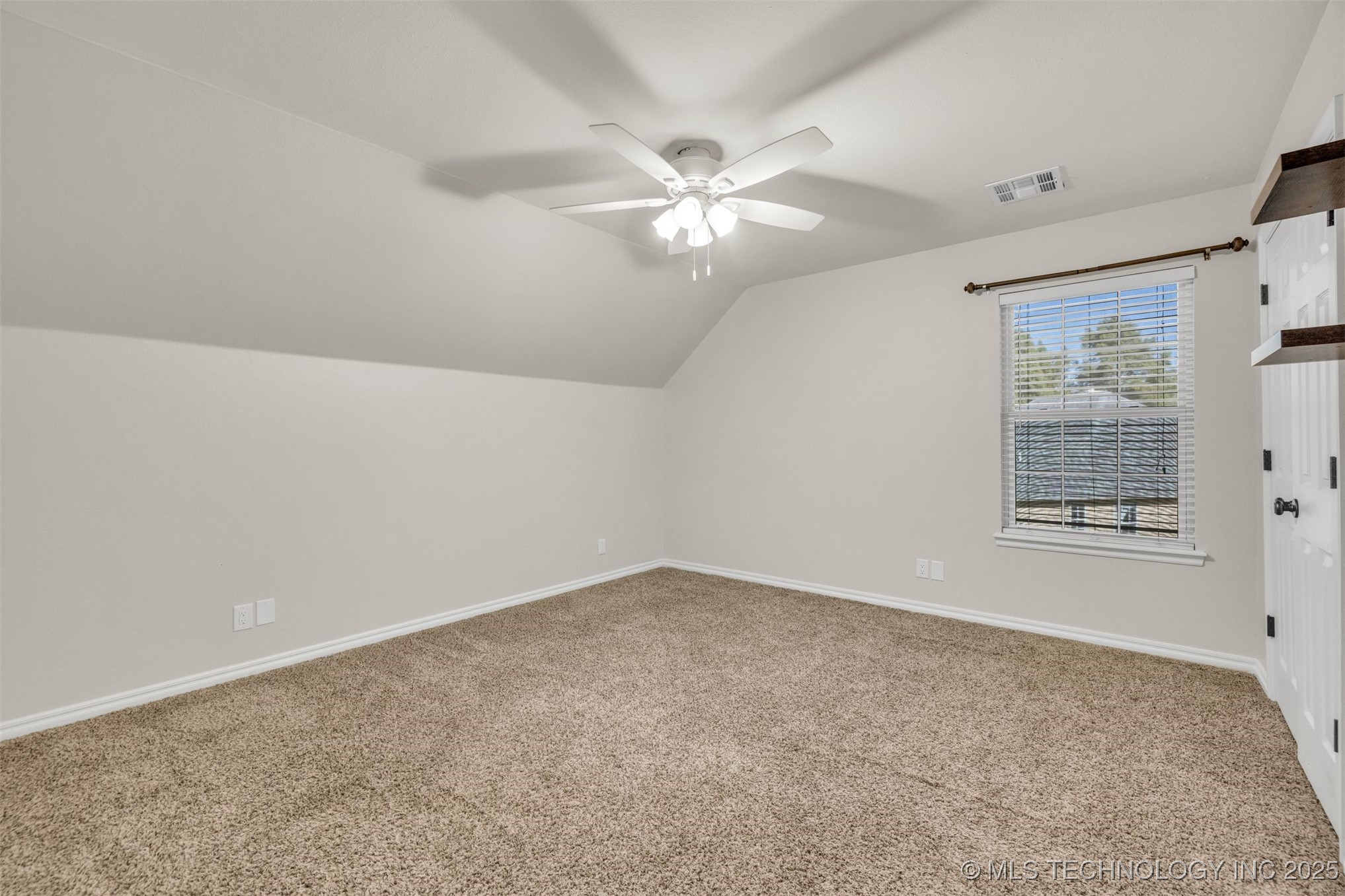 11515 S Mulberry Court