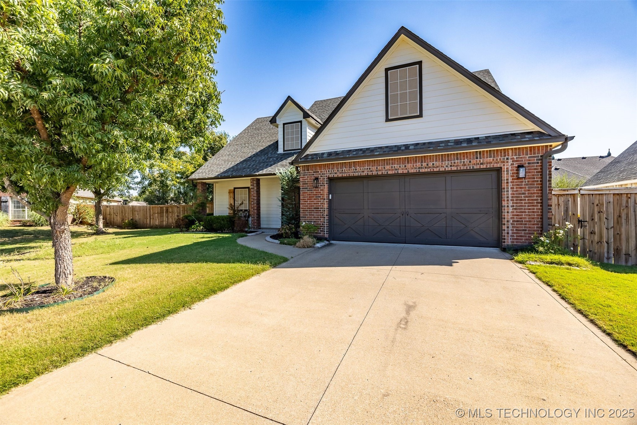 11515 S Mulberry Court