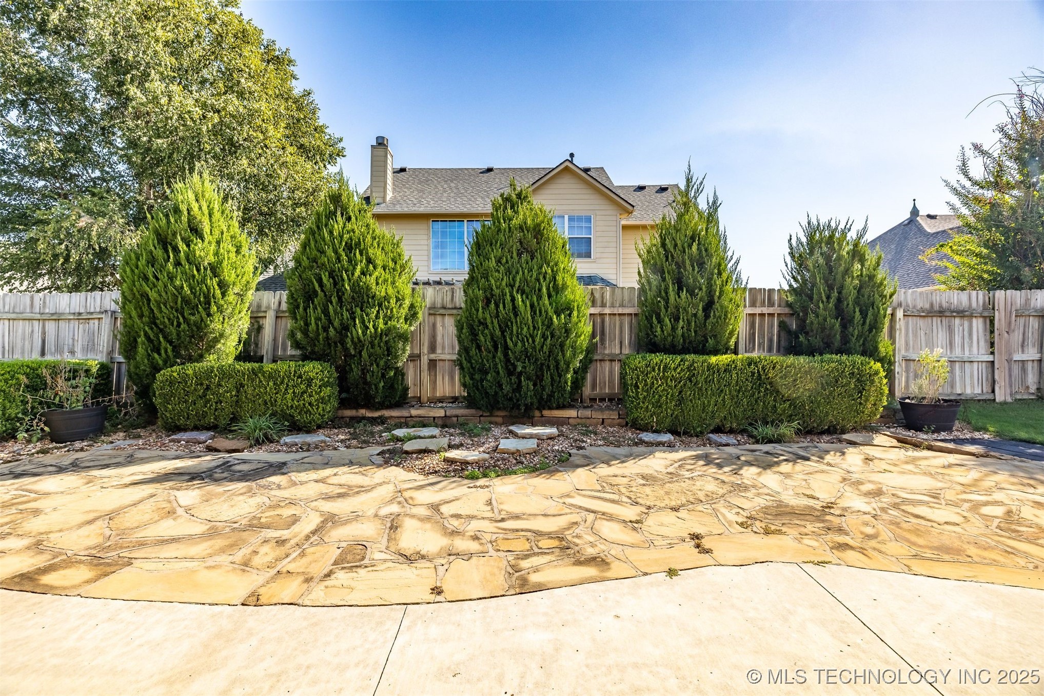 11515 S Mulberry Court