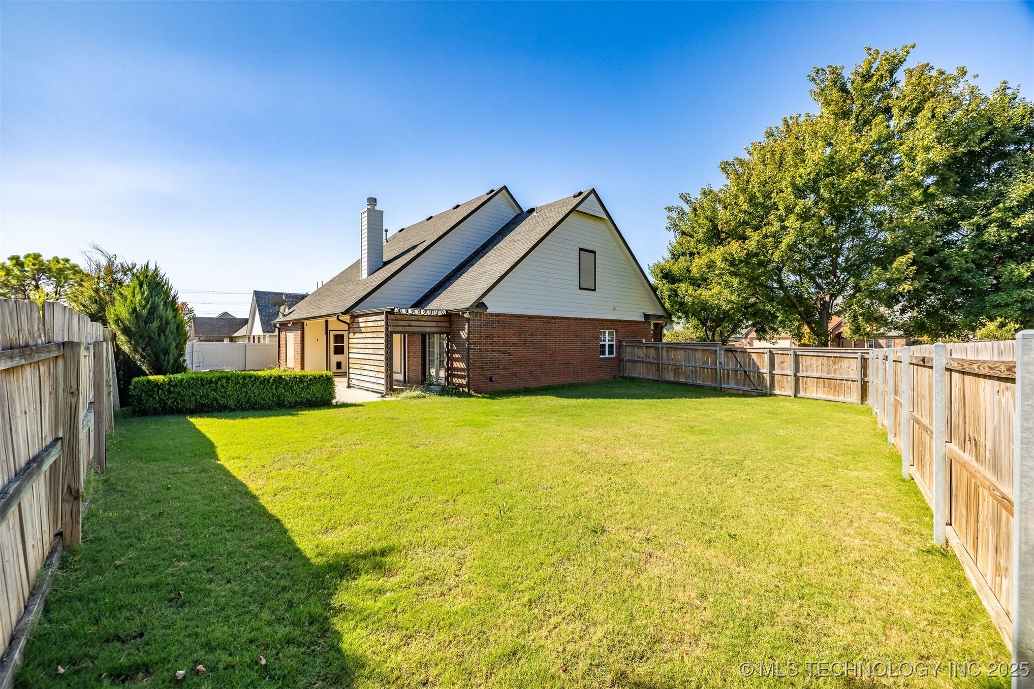 11515 S Mulberry Court