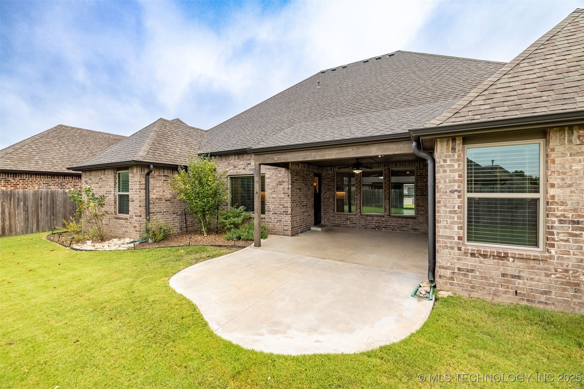 8102 N 75th East Avenue