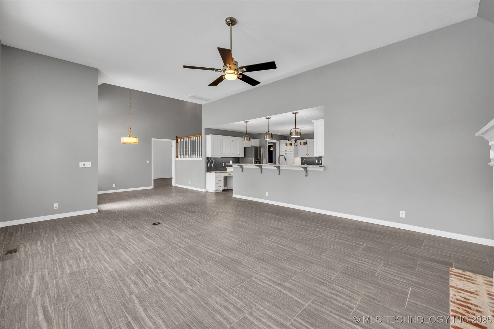5729 E 102nd Street