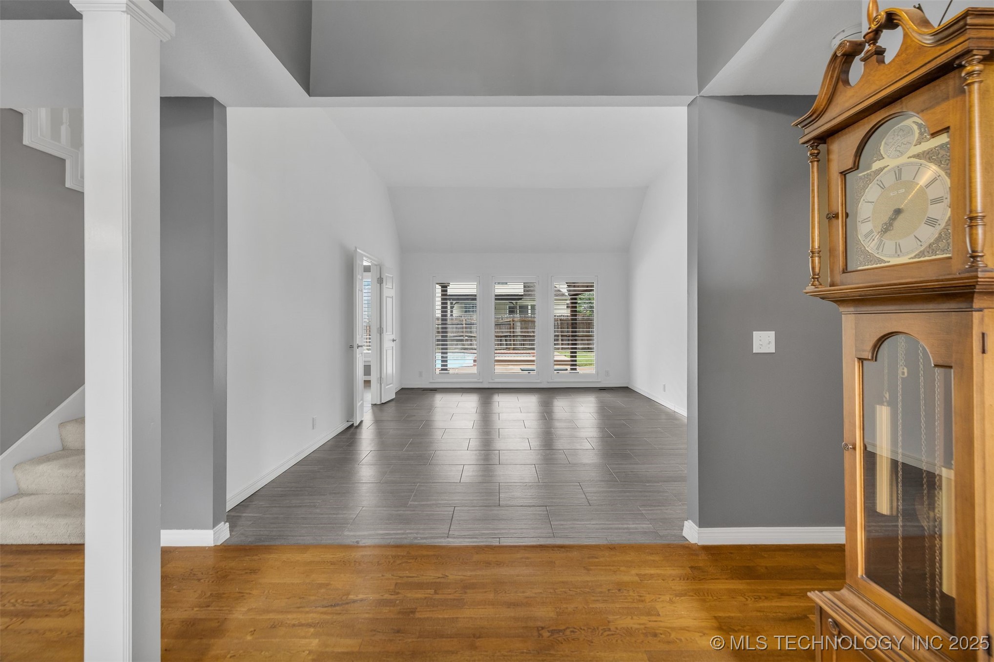 5729 E 102nd Street