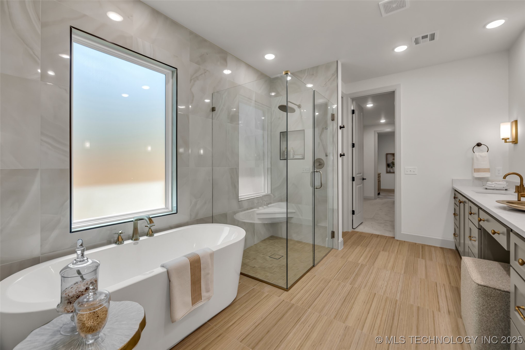 4127 S Cincinnati Avenue