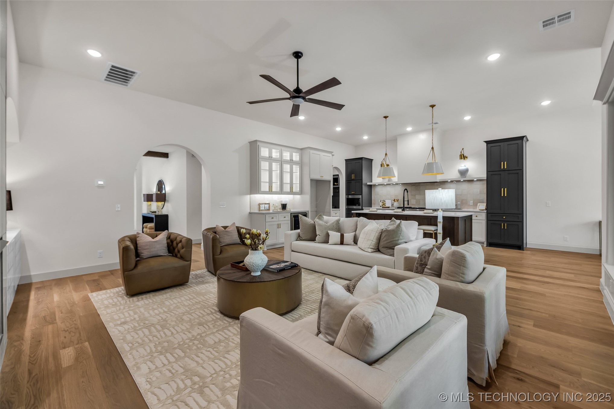 4127 S Cincinnati Avenue